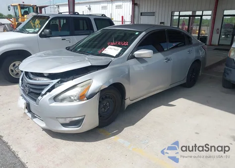 2015 Nissan Altima 2.5 S z USA, uszkodzony, nr VIN 1N4AL3AP7FC285026